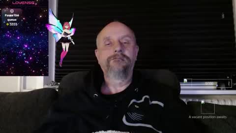 Snapshot of hardmrlazy chatting on 19, 11, 2025 MrLazy online show from 19, 11, 2025