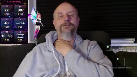 Snapshot of hardmrlazy chatting on 1, 12, 2025 MrLazy online show from 1, 12, 2025