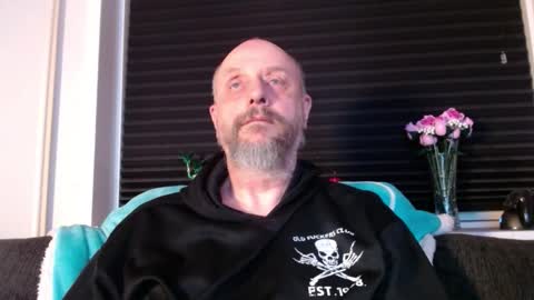 MrLazy online show from 4, 2, 2026