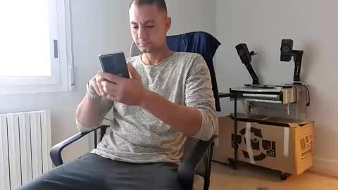 Snapshot of hardnstyle chatting on 11, 1, 2026 HARD AND STYLE online show from 11, 1, 2026