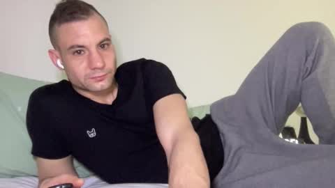 Snapshot of hardnstyle chatting on 11, 2, 2026 HARD AND STYLE online show from 11, 2, 2026