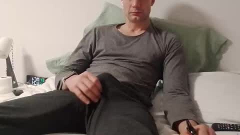 Snapshot of hardnstyle chatting on 24, 2, 2026 HARD AND STYLE online show from 24, 2, 2026