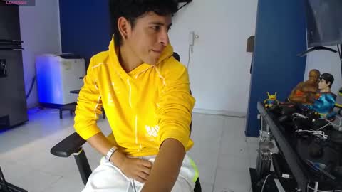 Snapshot of hardsexlove08 chatting on 18, 1, 2026 Andres Dean online show from 18, 1, 2026