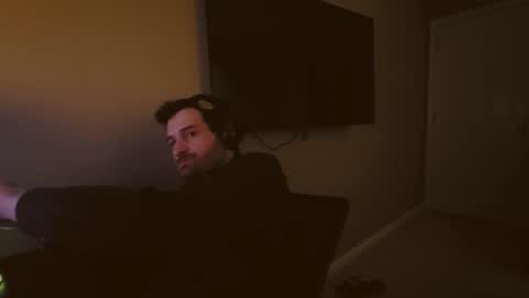 Snapshot of hardswtch chatting on 11, 12, 2024 Tom online show from 11, 12, 2024