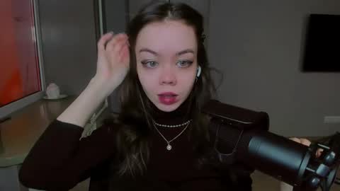 Miss Hari online show from 19, 2, 2025