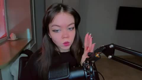 Miss Hari online show from 23, 2, 2025