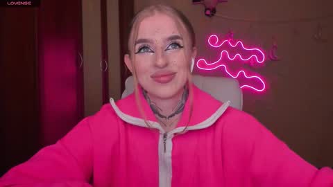 Snapshot of harley_kimm chatting on 17, 2, 2025 Julia online show from 17, 2, 2025