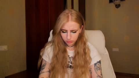 Snapshot of harley_kimm chatting on 10, 9, 2025 Julia online show from 10, 9, 2025