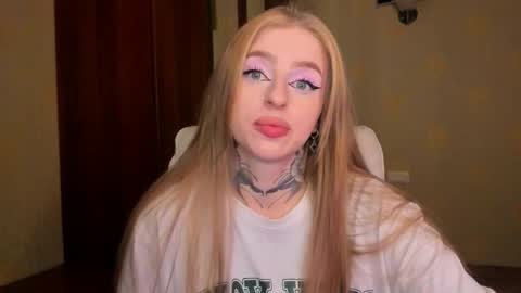 Snapshot of harley_kimm chatting on 25, 9, 2025 Julia online show from 25, 9, 2025