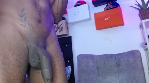 harley_quinnn111 online show from 19, 1, 2025