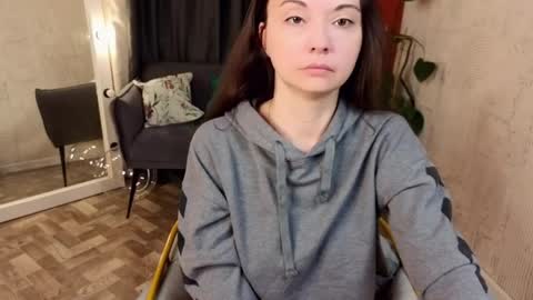 Snapshot of harmoni_love chatting on 27, 4, 2026 Alice online show from 27, 4, 2026