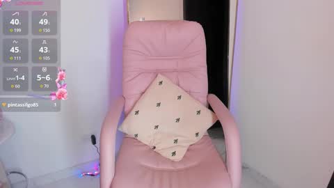 Snapshot of harmony_murr chatting on 4, 10, 2025 vanessa online show from 4, 10, 2025