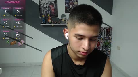 Snapshot of harold_18_ chatting on 12, 12, 2024 harold_18_ online show from 12, 12, 2024