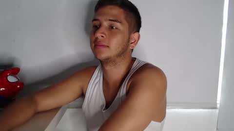 Snapshot of harold_18_ chatting on 1, 12, 2025 harold_18_ online show from 1, 12, 2025