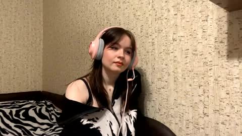 Snapshot of harriettereckart chatting on 30, 4, 2026 Mary online show from 30, 4, 2026