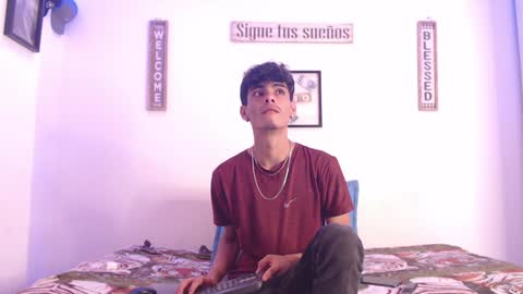 Snapshot of harrythomson1 chatting on 11, 1, 2025 harry thomson online show from 11, 1, 2025