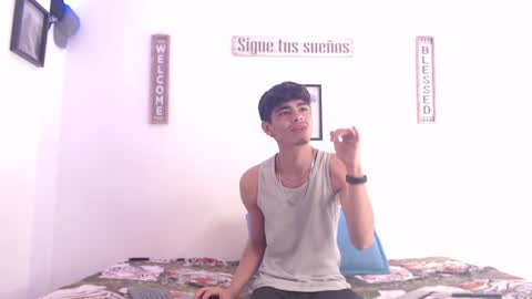 Snapshot of harrythomson1 chatting on 14, 1, 2025 harry thomson online show from 14, 1, 2025