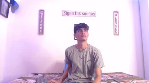 Snapshot of harrythomson1 chatting on 15, 1, 2025 harry thomson online show from 15, 1, 2025