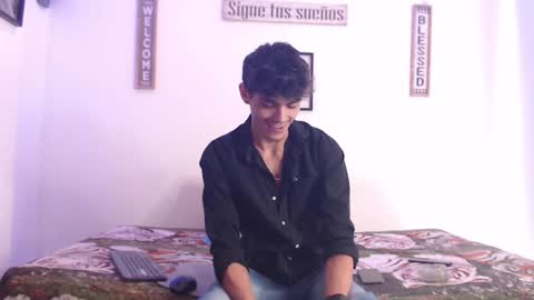 Snapshot of harrythomson1 chatting on 25, 1, 2025 harry thomson online show from 25, 1, 2025