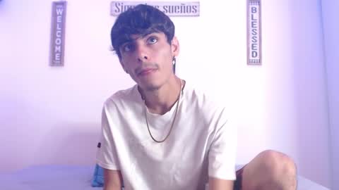 Snapshot of harrythomson1 chatting on 18, 2, 2025 harry thomson online show from 18, 2, 2025