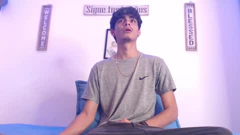 Snapshot of harrythomson1 chatting on 8, 3, 2025 harry thomson online show from 8, 3, 2025