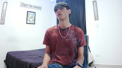 Snapshot of harrythomson1 chatting on 10, 11, 2025 harry thomson online show from 10, 11, 2025