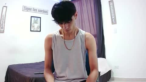 Snapshot of harrythomson1 chatting on 28, 11, 2025 harry thomson online show from 28, 11, 2025