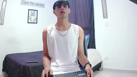 Snapshot of harrythomson1 chatting on 30, 11, 2025 harry thomson online show from 30, 11, 2025