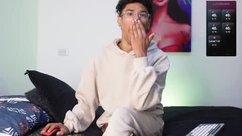 Snapshot of harrytwink18 chatting on 10, 1, 2025 HARRY online show from 10, 1, 2025