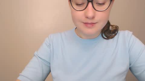 Snapshot of hartfoxx chatting on 5, 12, 2025 hartfoxx online show from 5, 12, 2025