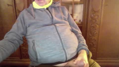 Snapshot of hartwichser1 chatting on 24, 10, 2025 hot n nasty online show from 24, 10, 2025
