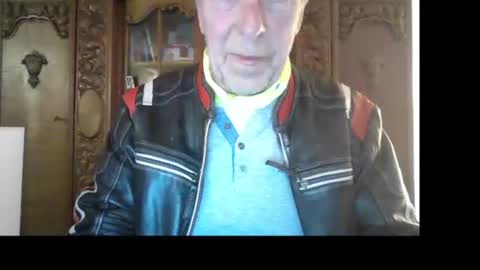 Snapshot of hartwichser1 chatting on 16, 4, 2026 hot n nasty online show from 16, 4, 2026