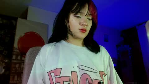 Snapshot of harypeath_ chatting on 9, 4, 2026 Im Emily and I could be the love of your life online show from 9, 4, 2026