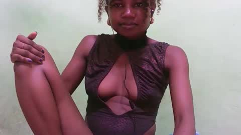 hasleyinah online show from 16, 4, 2026