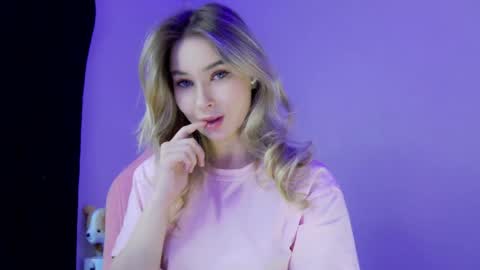 Anna online show from 15, 4, 2026