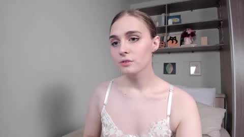 Mia online show from 16, 11, 2025