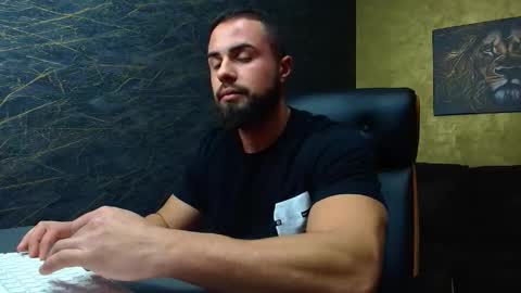 Snapshot of hayeswood chatting on 15, 11, 2025 HayesWood online show from 15, 11, 2025