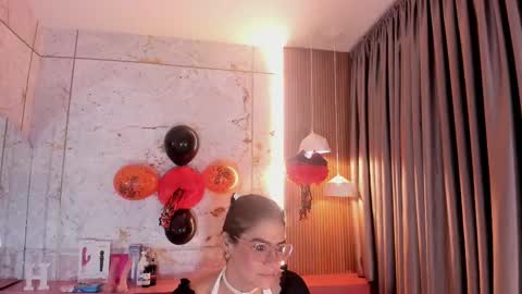 haylenpark online show from 9, 10, 2025