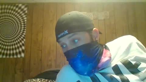 Snapshot of hazel198812 chatting on 17, 12, 2025 hazel198812 online show from 17, 12, 2025