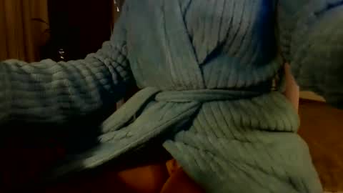 Hazel online show from 8, 1, 2026