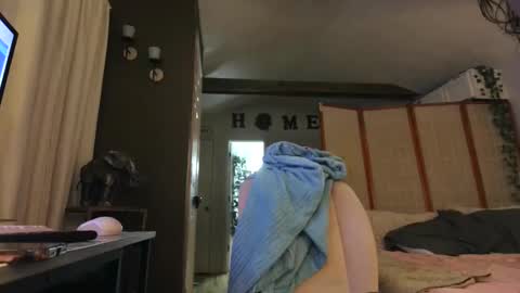 Hazel online show from 9, 2, 2026