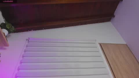 Snapshot of hazel_shy chatting on 5, 3, 2025 Im Hazel online show from 5, 3, 2025