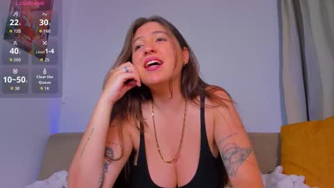 Snapshot of hazel_shy chatting on 28, 3, 2026 Im Hazel online show from 28, 3, 2026