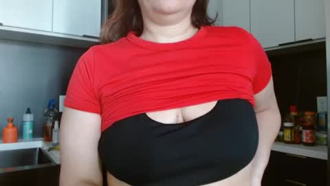 Hazel online show from 11, 10, 2025