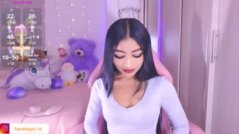 Snapshot of hazelbabee_ chatting on 9, 3, 2026 Lynn online show from 9, 3, 2026