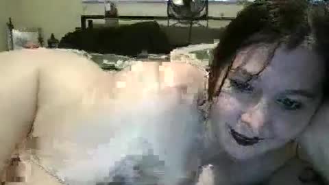 hazelbasil32728 online show from 20, 2, 2026