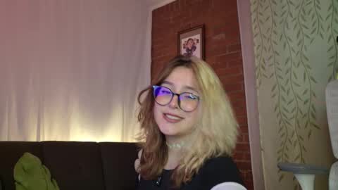Snapshot of hazelbrownn23 chatting on 8, 3, 2026 Hazel Brown online show from 8, 3, 2026