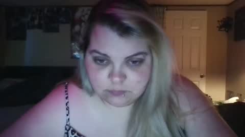 Snapshot of hazeleyez97 chatting on 13, 9, 2025 Hazeleyez97 online show from 13, 9, 2025