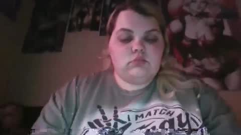 Snapshot of hazeleyez97 chatting on 27, 9, 2025 Hazeleyez97 online show from 27, 9, 2025