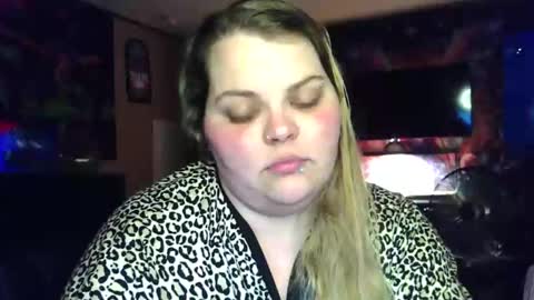 Snapshot of hazeleyez97 chatting on 22, 10, 2025 Hazeleyez97 online show from 22, 10, 2025